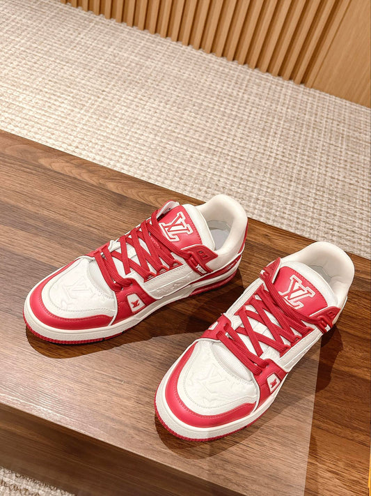 Couple's ๐๐ฟ๐ฎ๐ถ๐ป๐ฒ๐ฟ series latest sports shoes