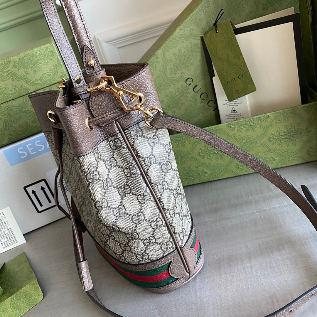GC Ophidia small bucket bag Beige/ebony GG Supreme canvas