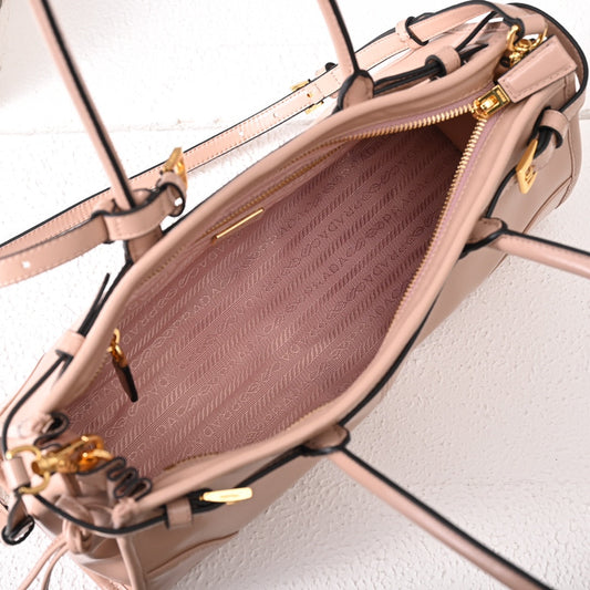 PD LuxSoft Medium leather handbag