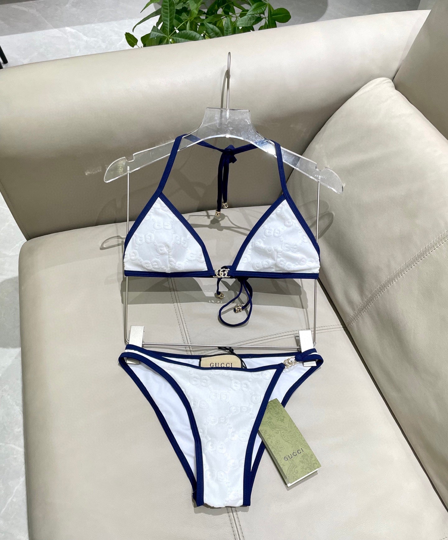 New style L swimsuit