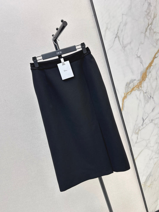 CD New Hip-hugging slit skirt