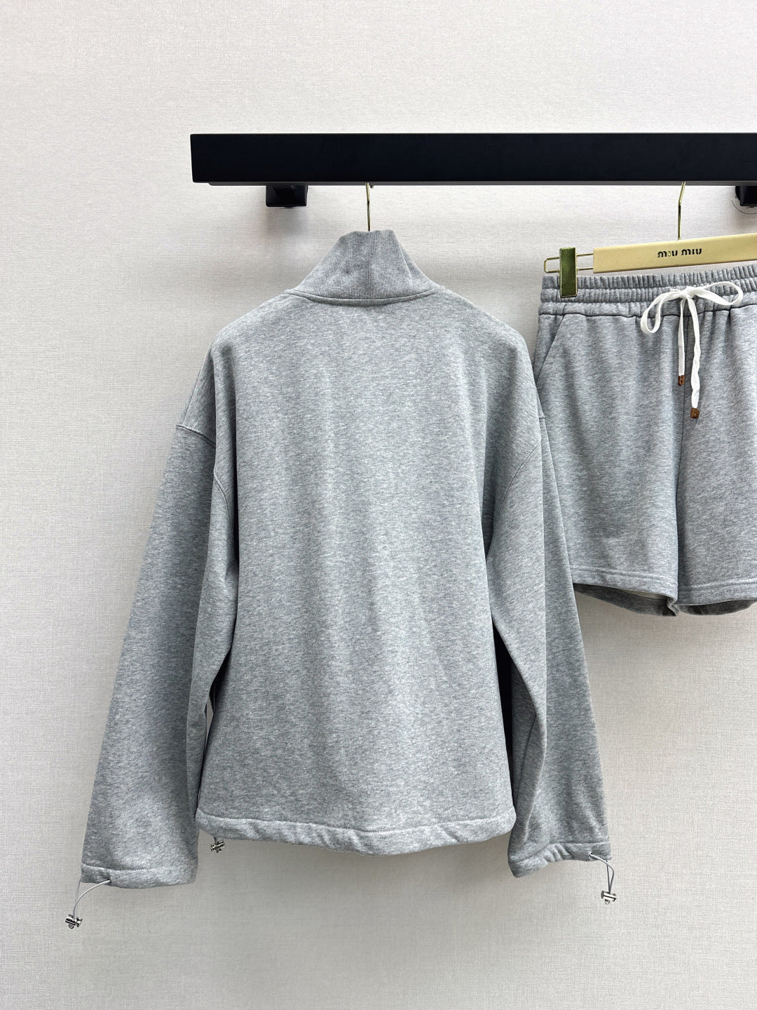 Miu New embroidery suit