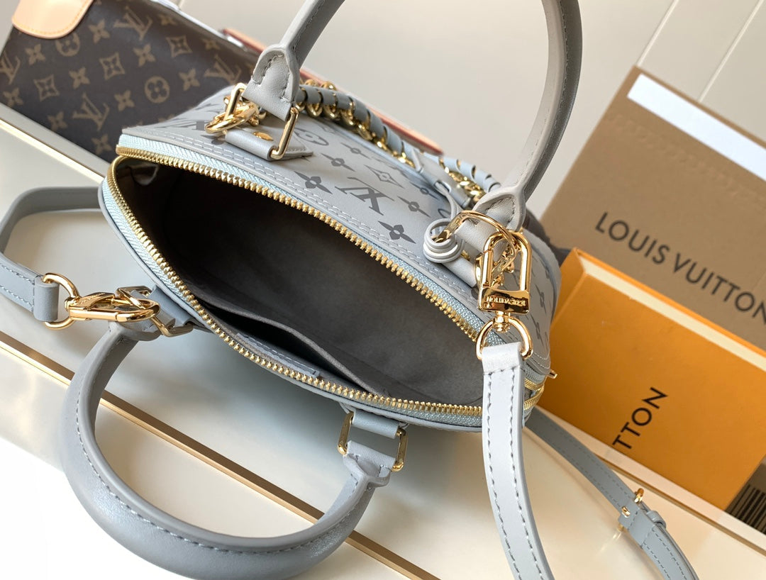 New 💯 ladies' bags