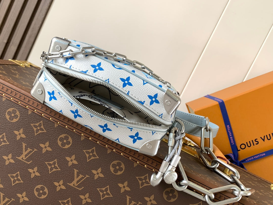 New ๐ฏ ladies' bags