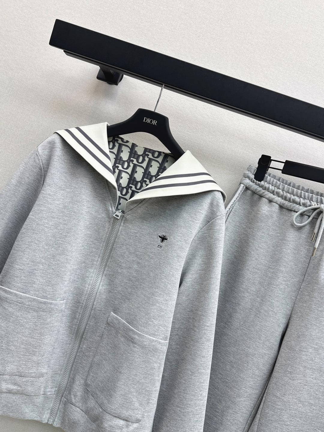 CD New presbyopia suit