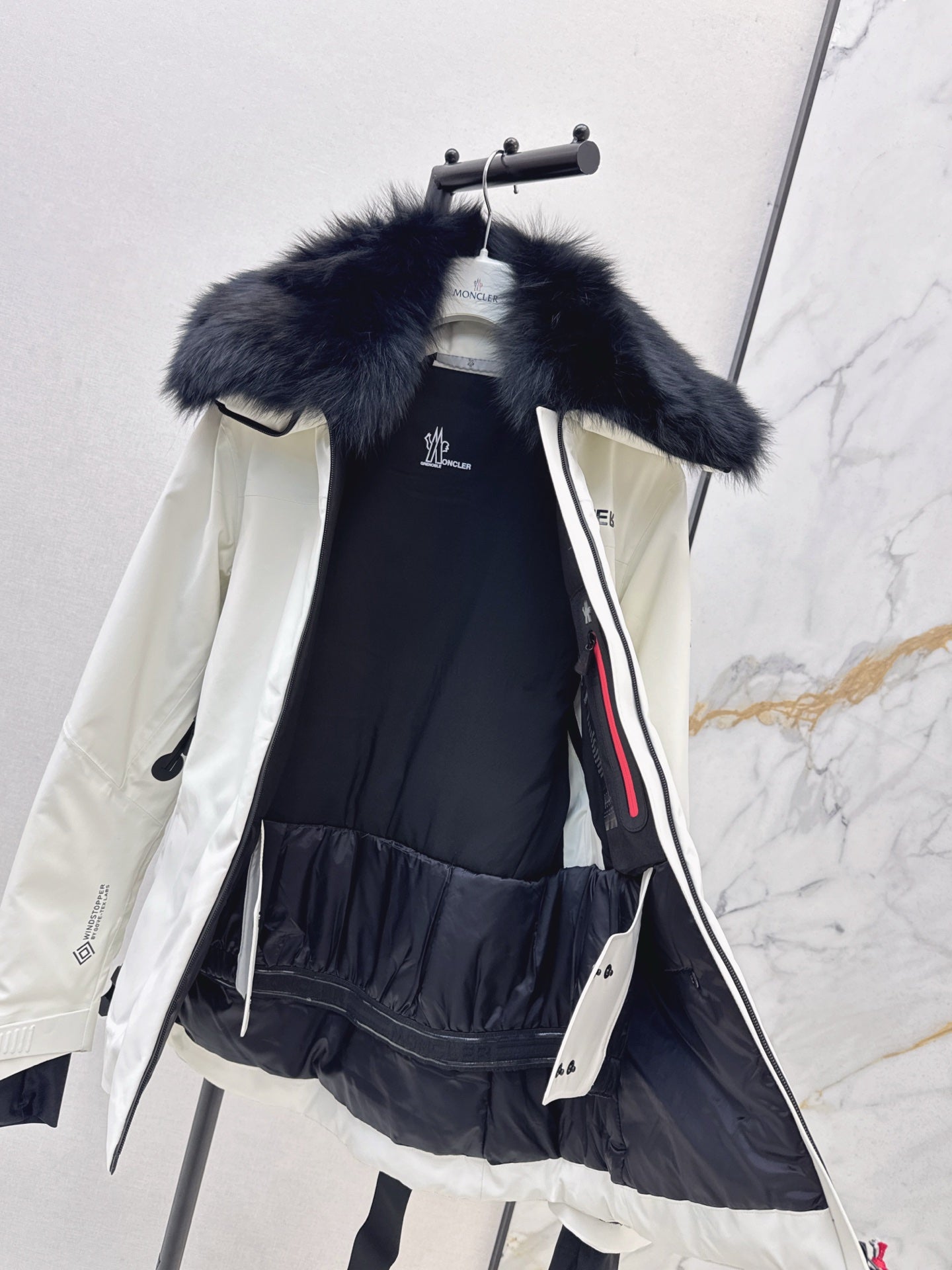 Monc NEW Belted down jacket