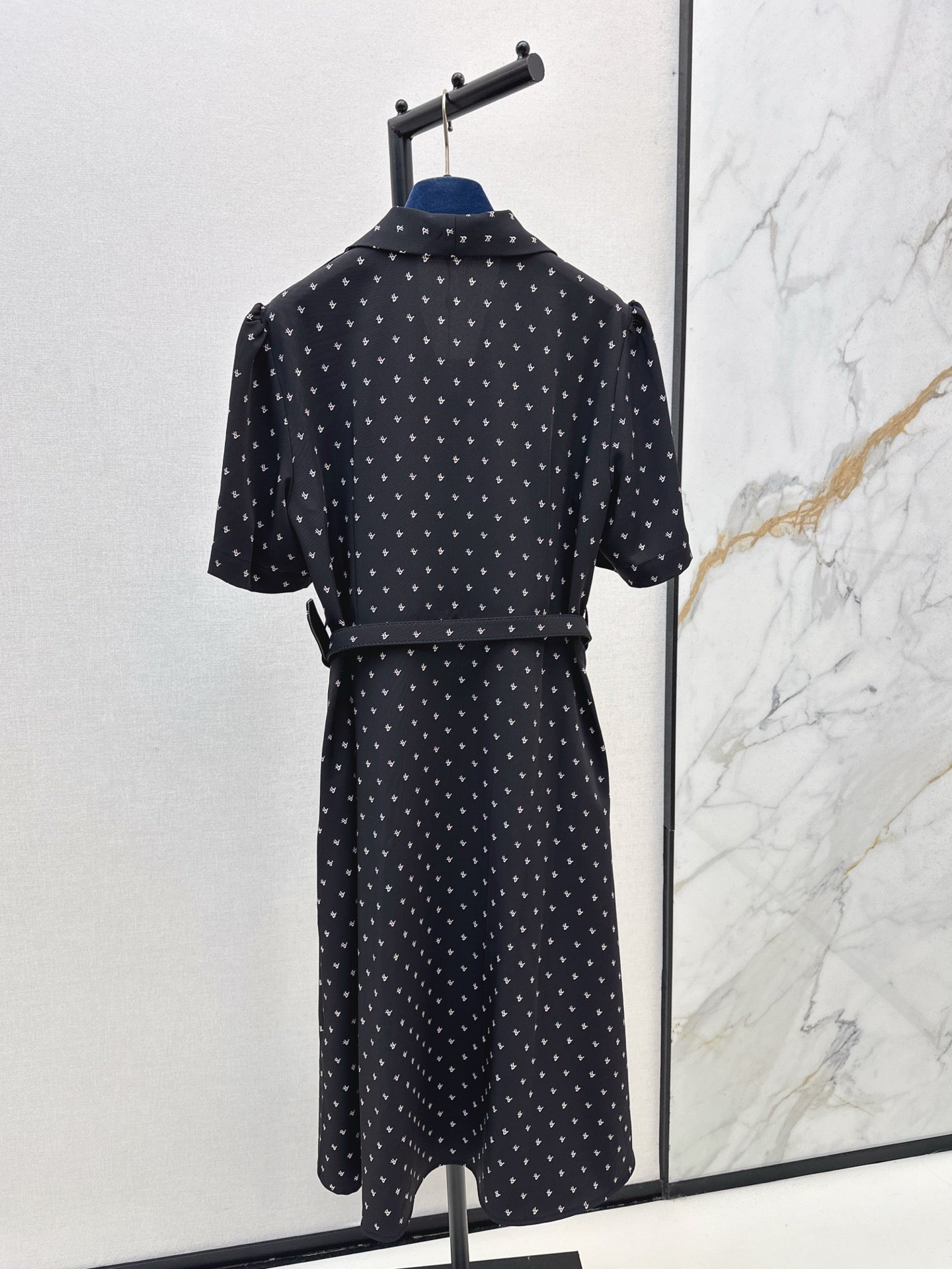 Louis NEW printed dress