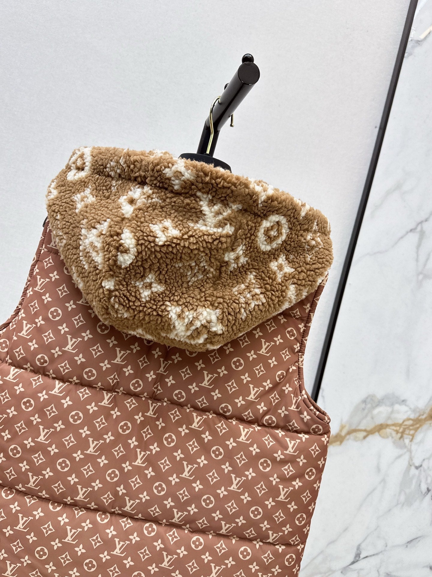 Louis NEW Hooded cotton vest