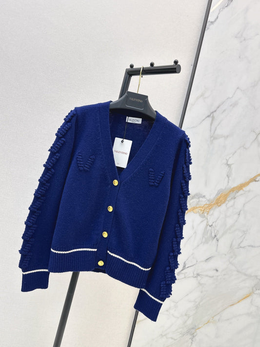 Va1 NEW knitted cardigan