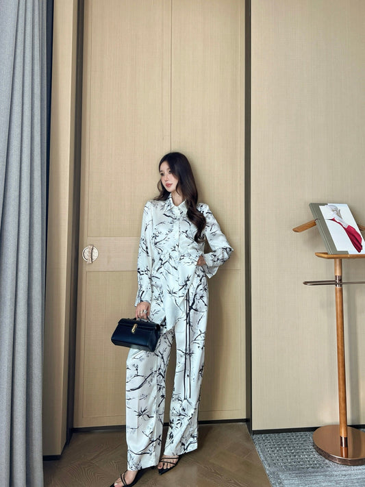 CD NEW printed pants