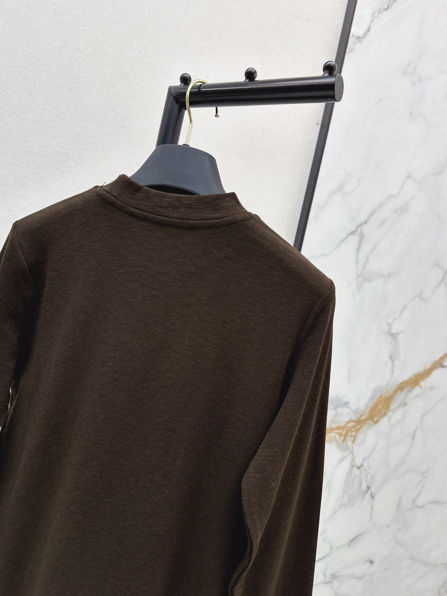 Louis NEW bottoming shirt