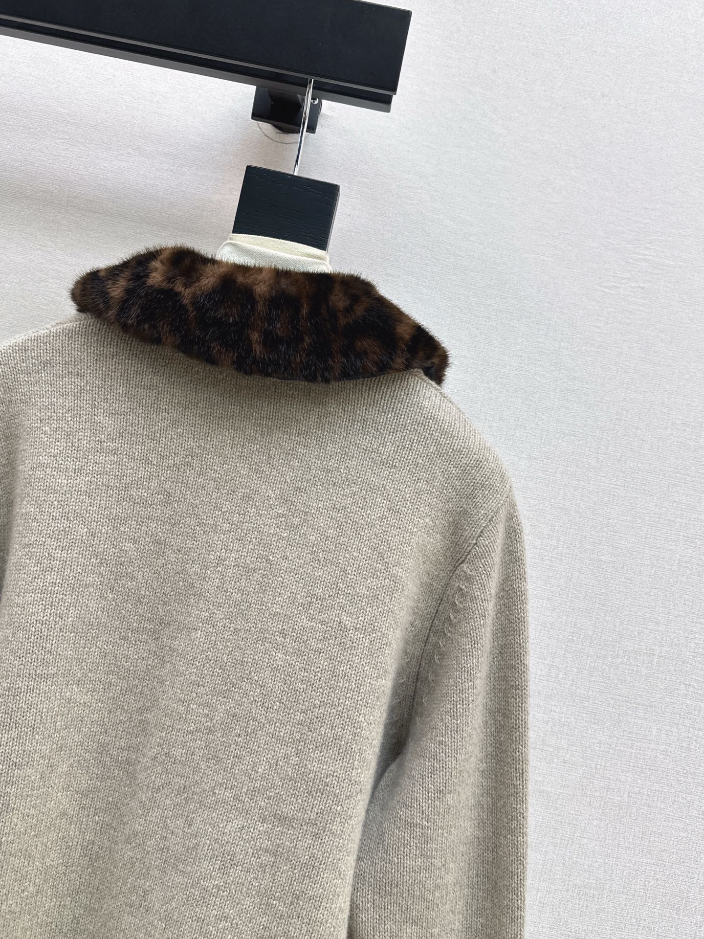 Miu NEW wool cardigan