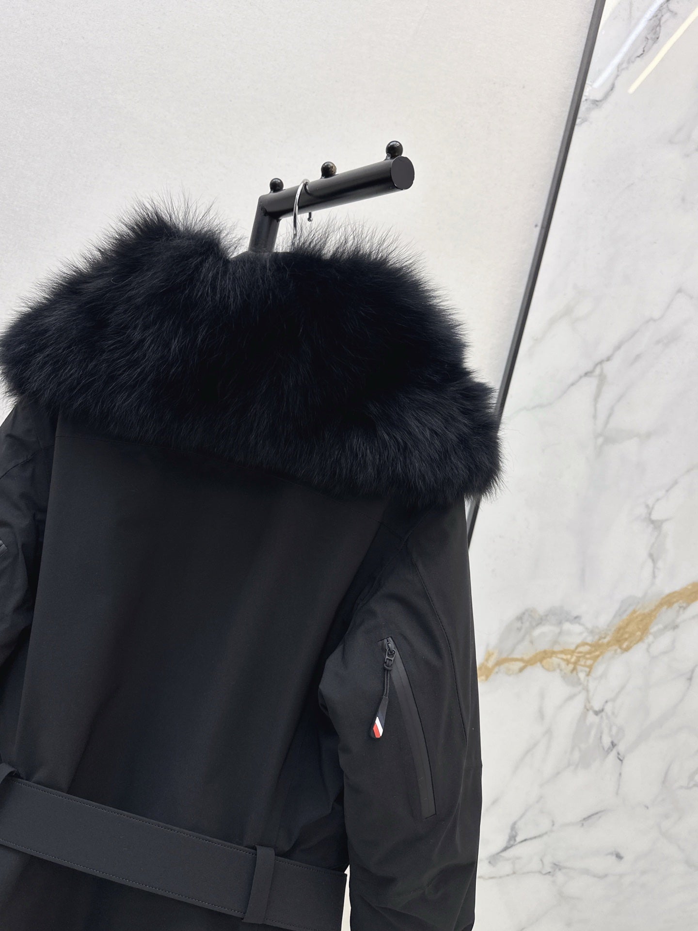 Monc NEW belted ski down jacket