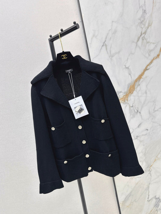 Chan NEW Knitted cardigan