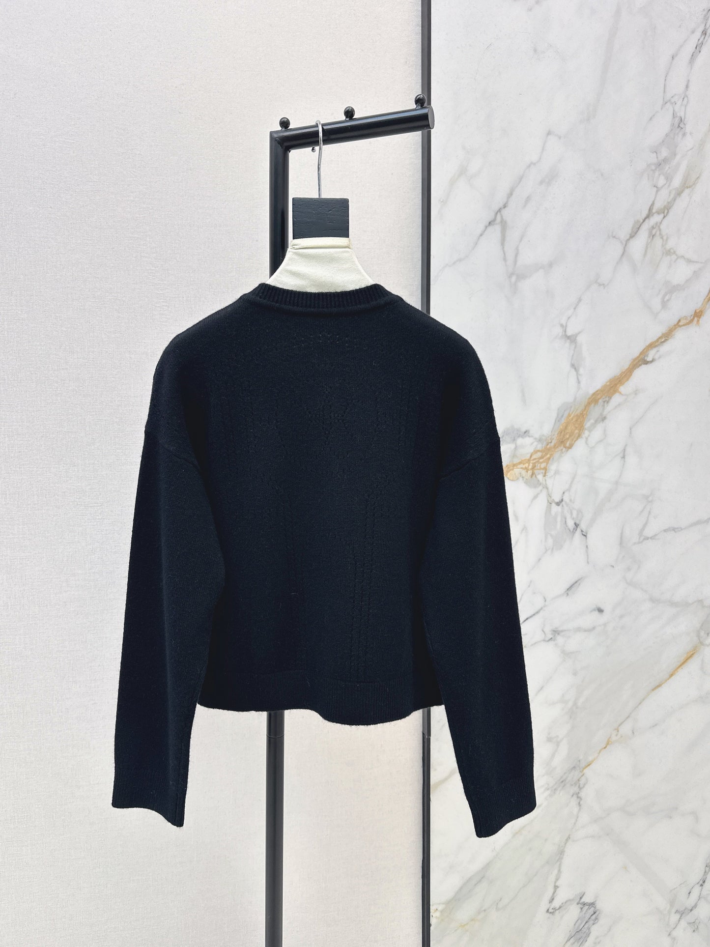 Herm NEW Knitted cardigan jacket