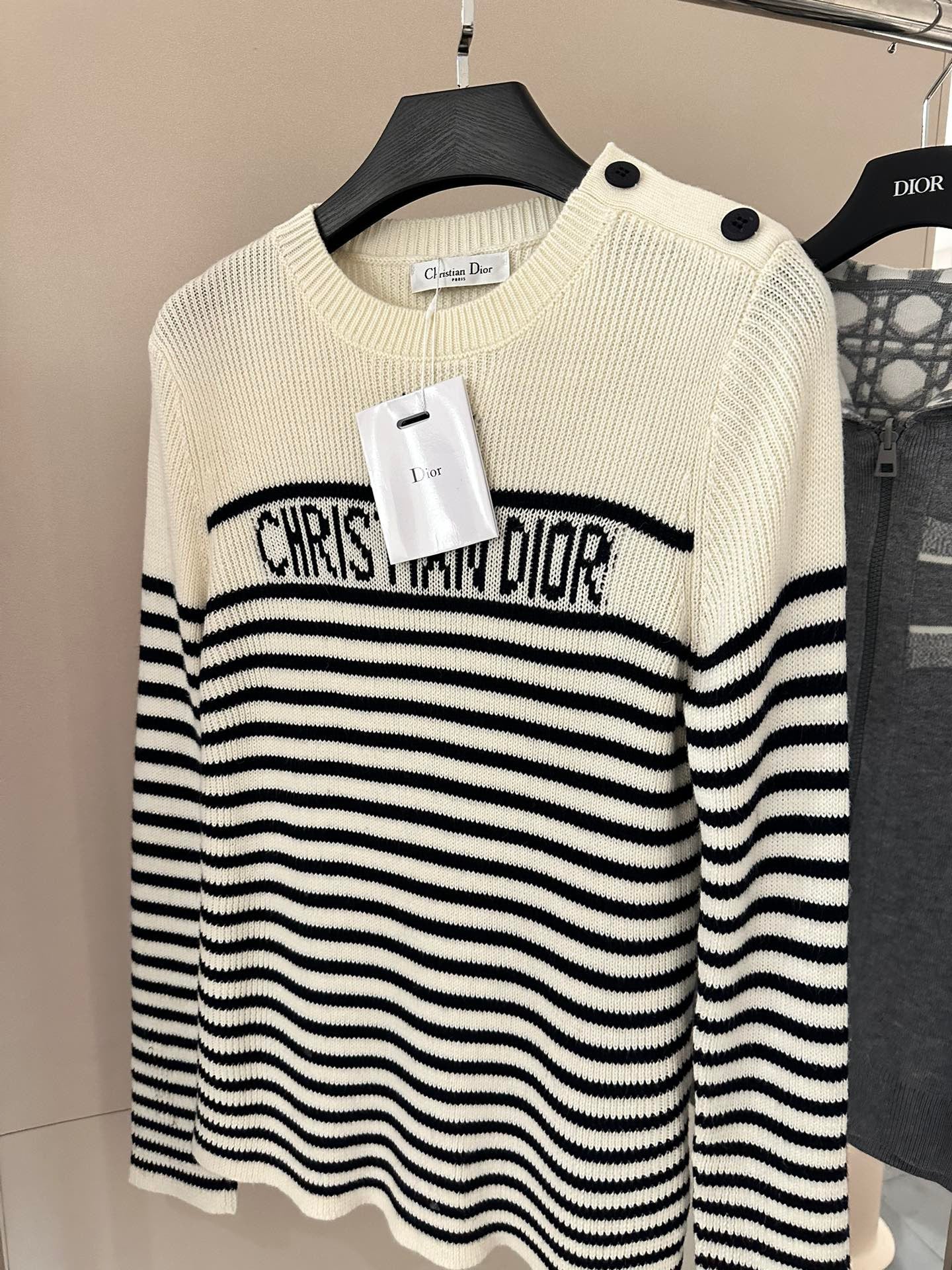 CD New knitted sweater