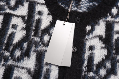 CD New knitted cardigan