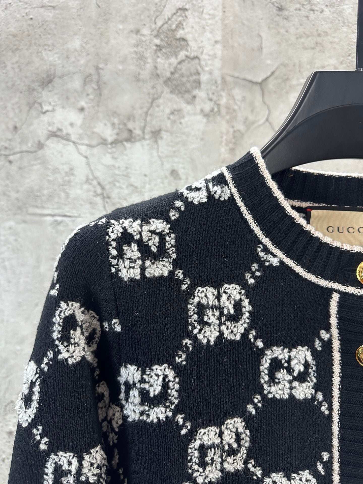 Guc NEW knitted cardigan