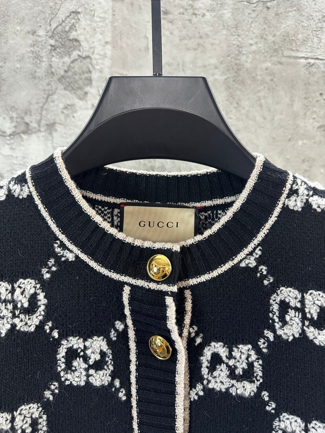 Guc NEW knitted cardigan