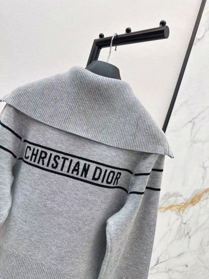 CD NEW Reversible  Jacket