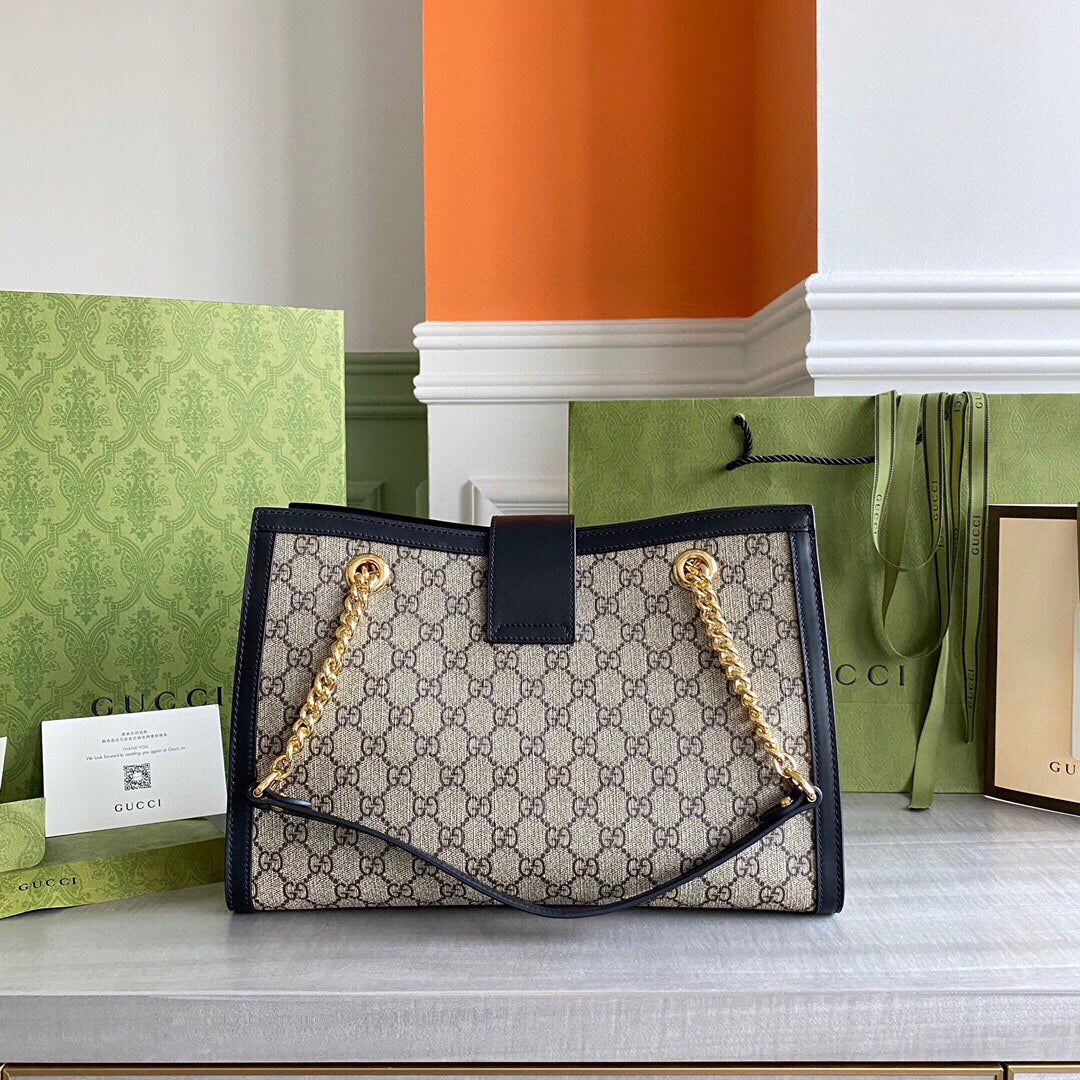 GC  Padlock medium shoulder bag tote Beige/ebony GG Supreme canvas, with brown leather detail