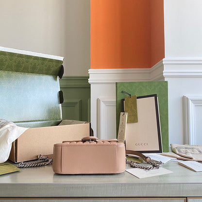 GC Marmont matelassé chevron leather Black / White / Dusty Pink / Gray Blue