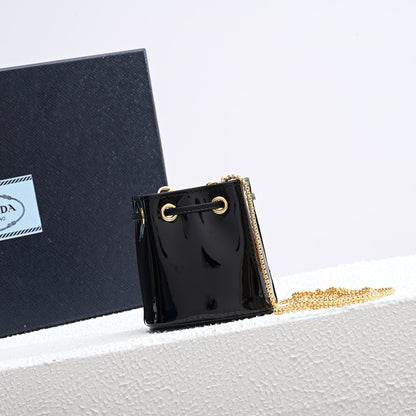 PD Patent leather mini-pouch