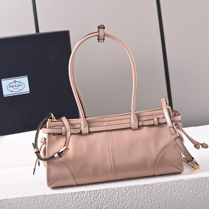 PD LuxSoft Medium leather handbag