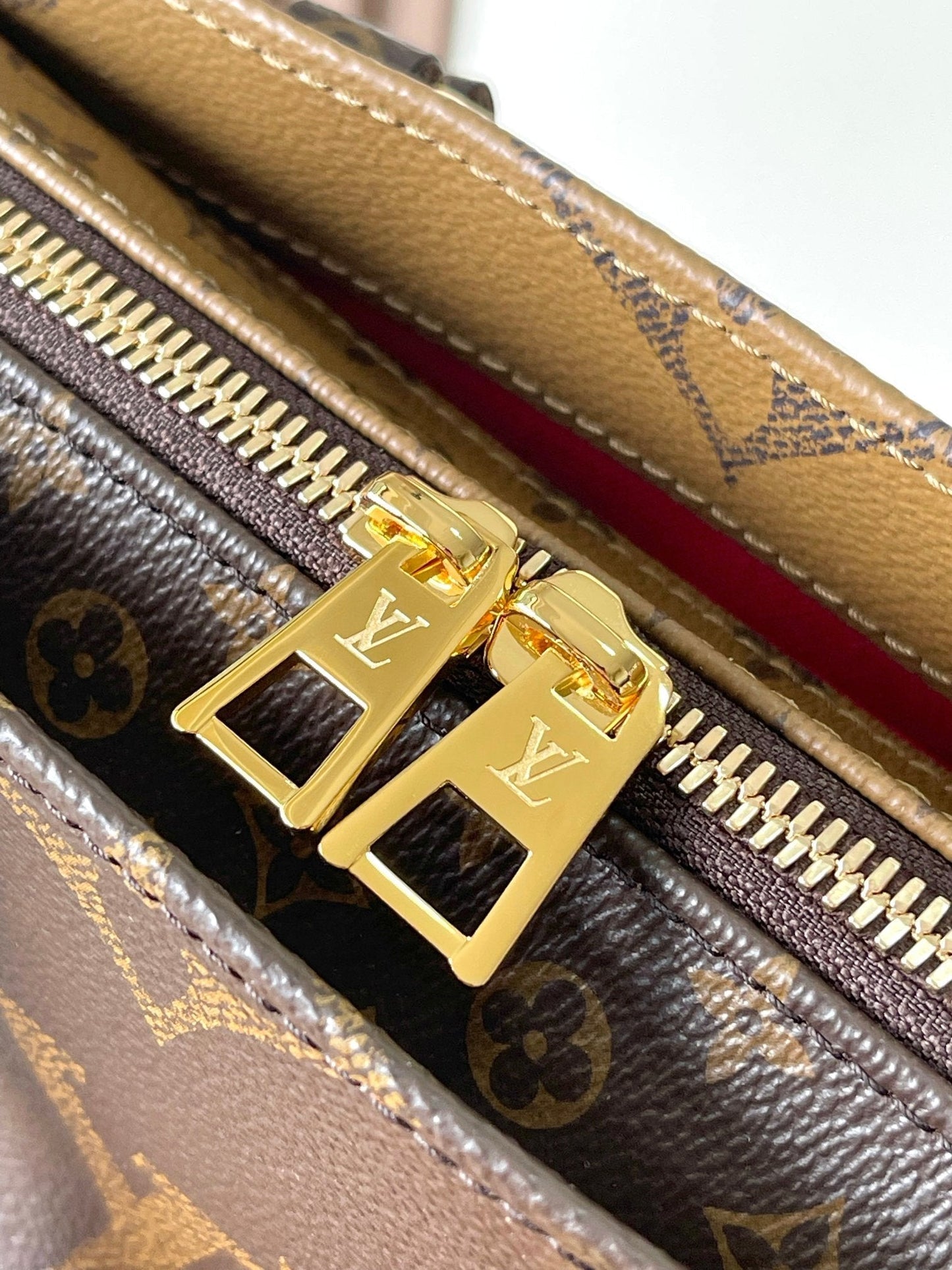 Louis*New Arrivals Handbags