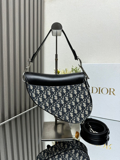 High version 💯 D* saddle bag