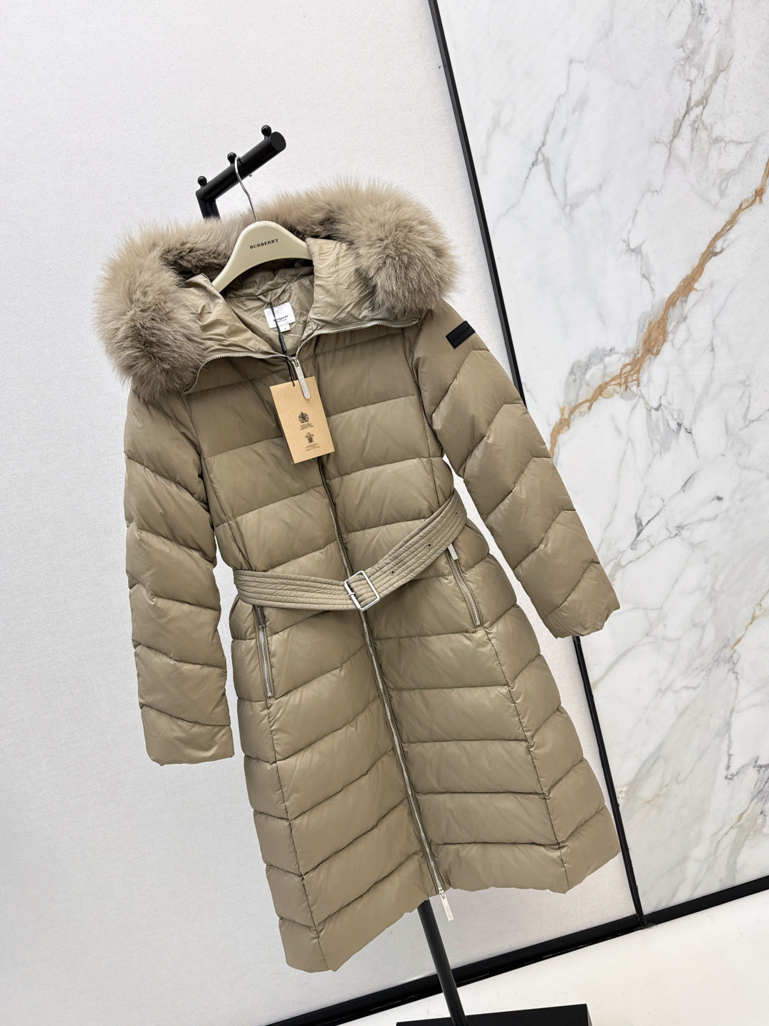 Bur 25fw donw coat