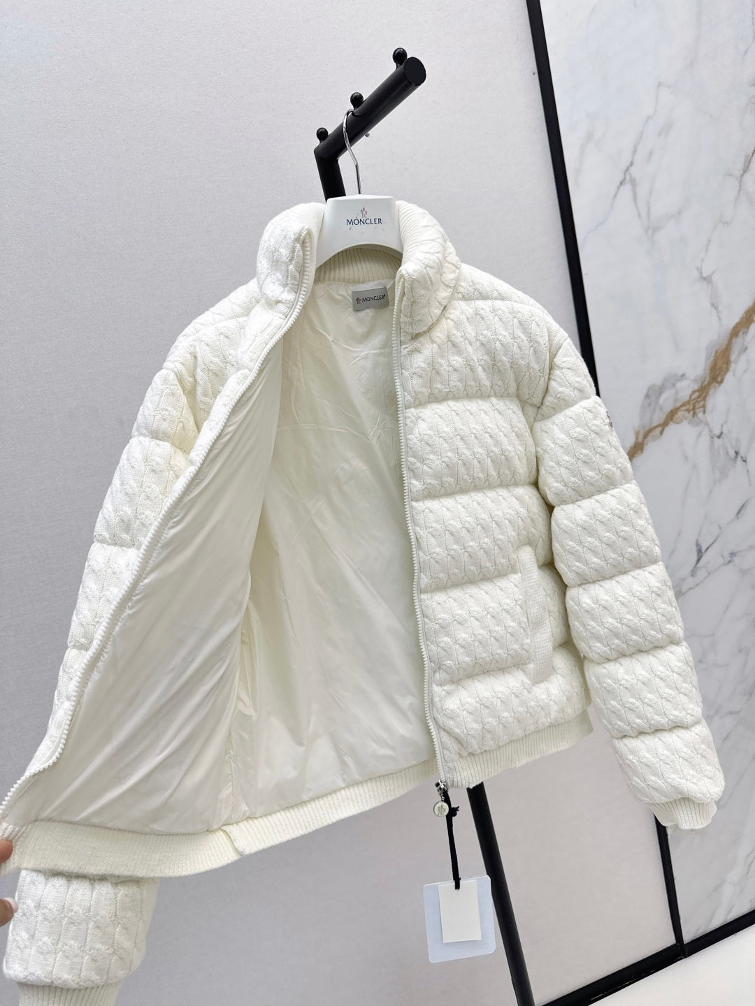 Monc 25fw down jacket