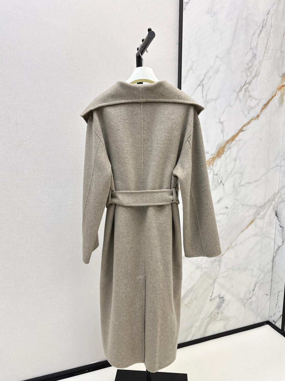 Loe 25FW long coat