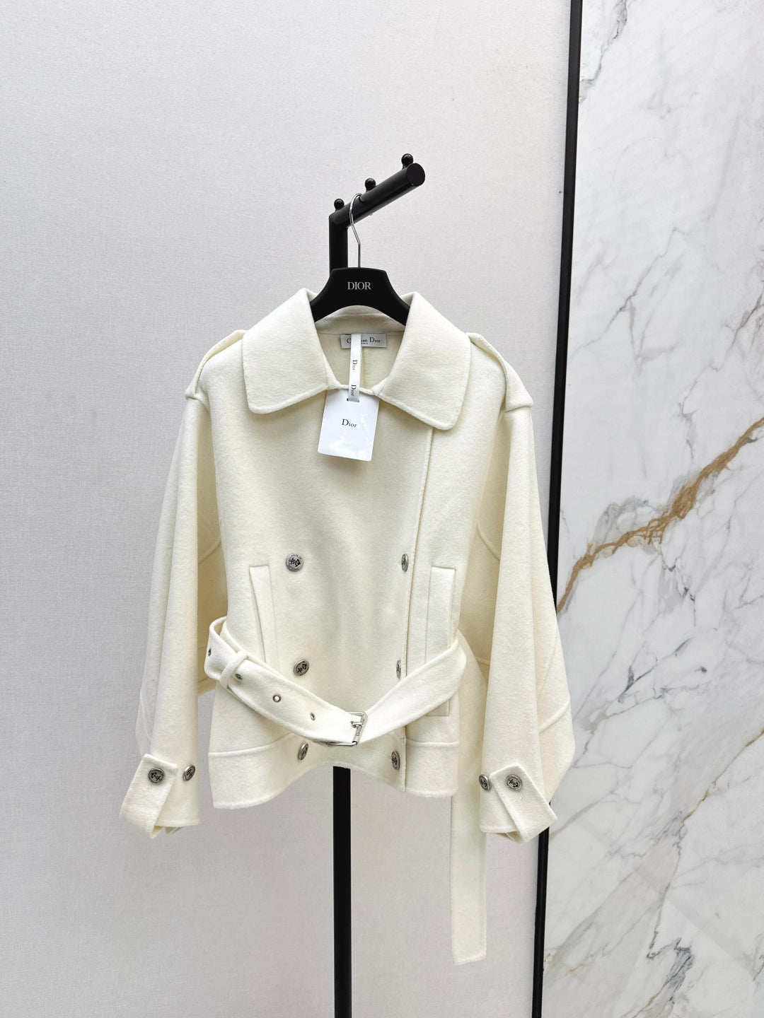 CD 25fw Cashmere coat