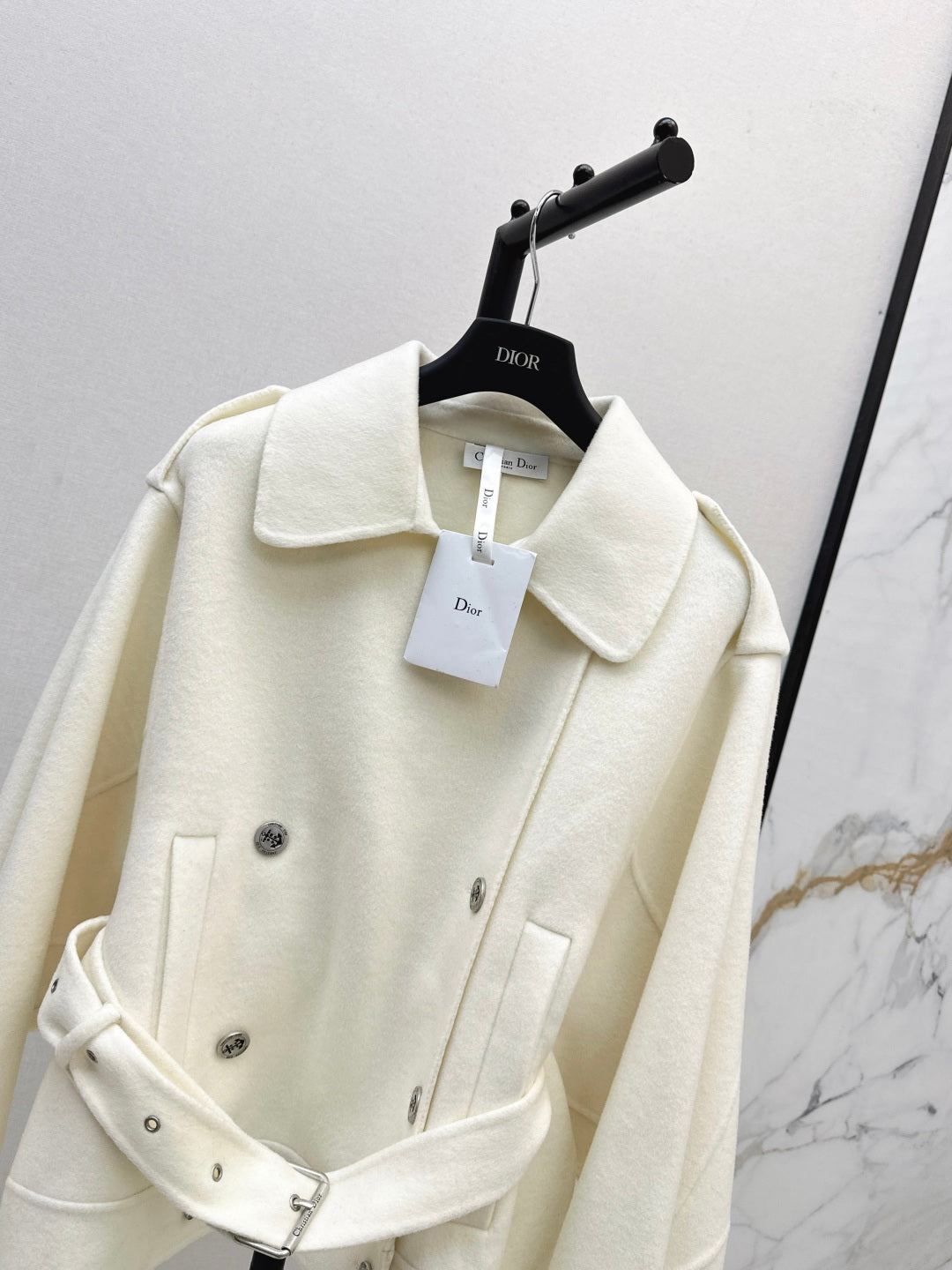 CD 25fw Cashmere coat