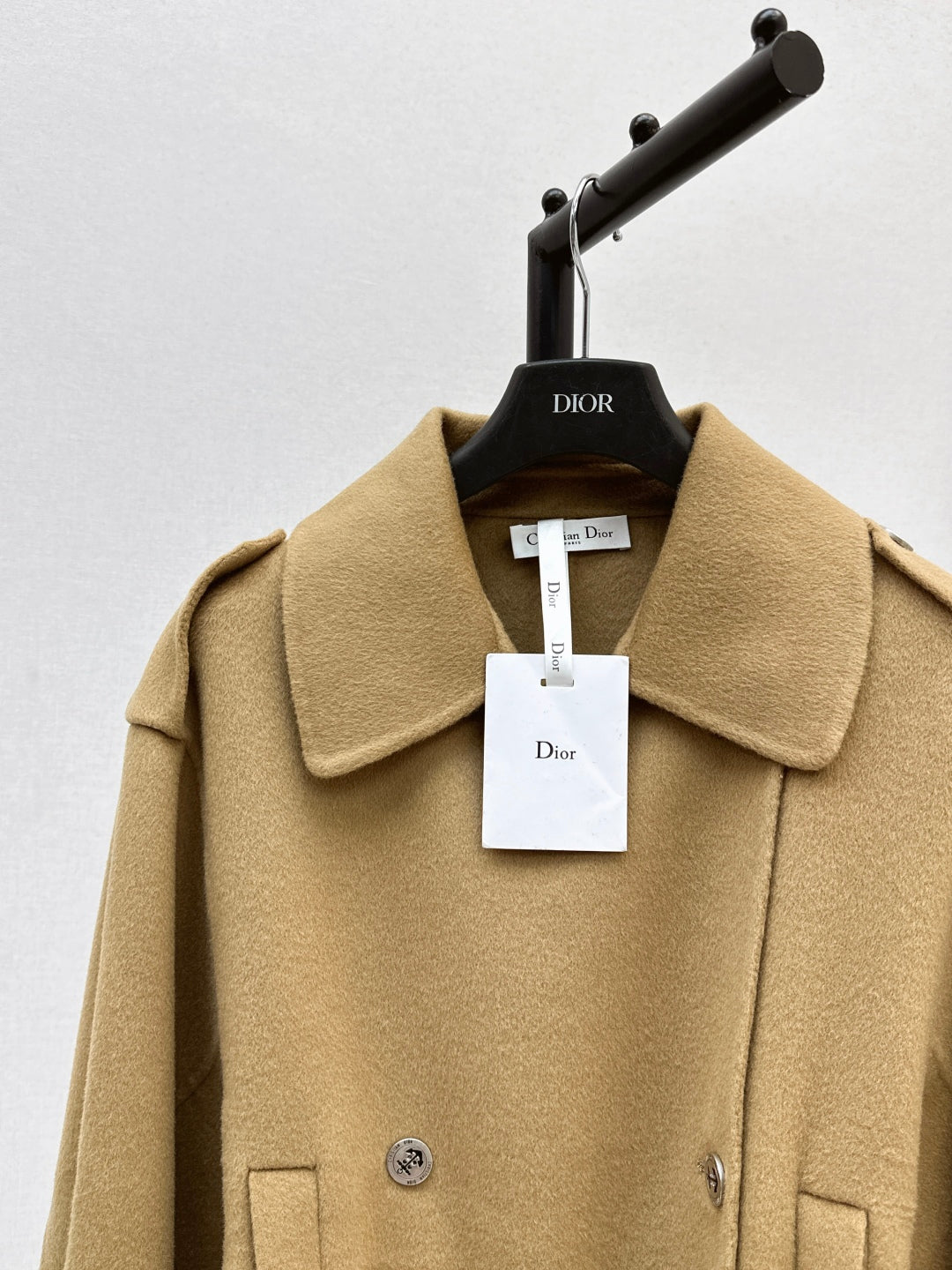 CD 25fw Cashmere coat