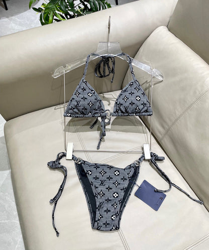 New style L swimsuit