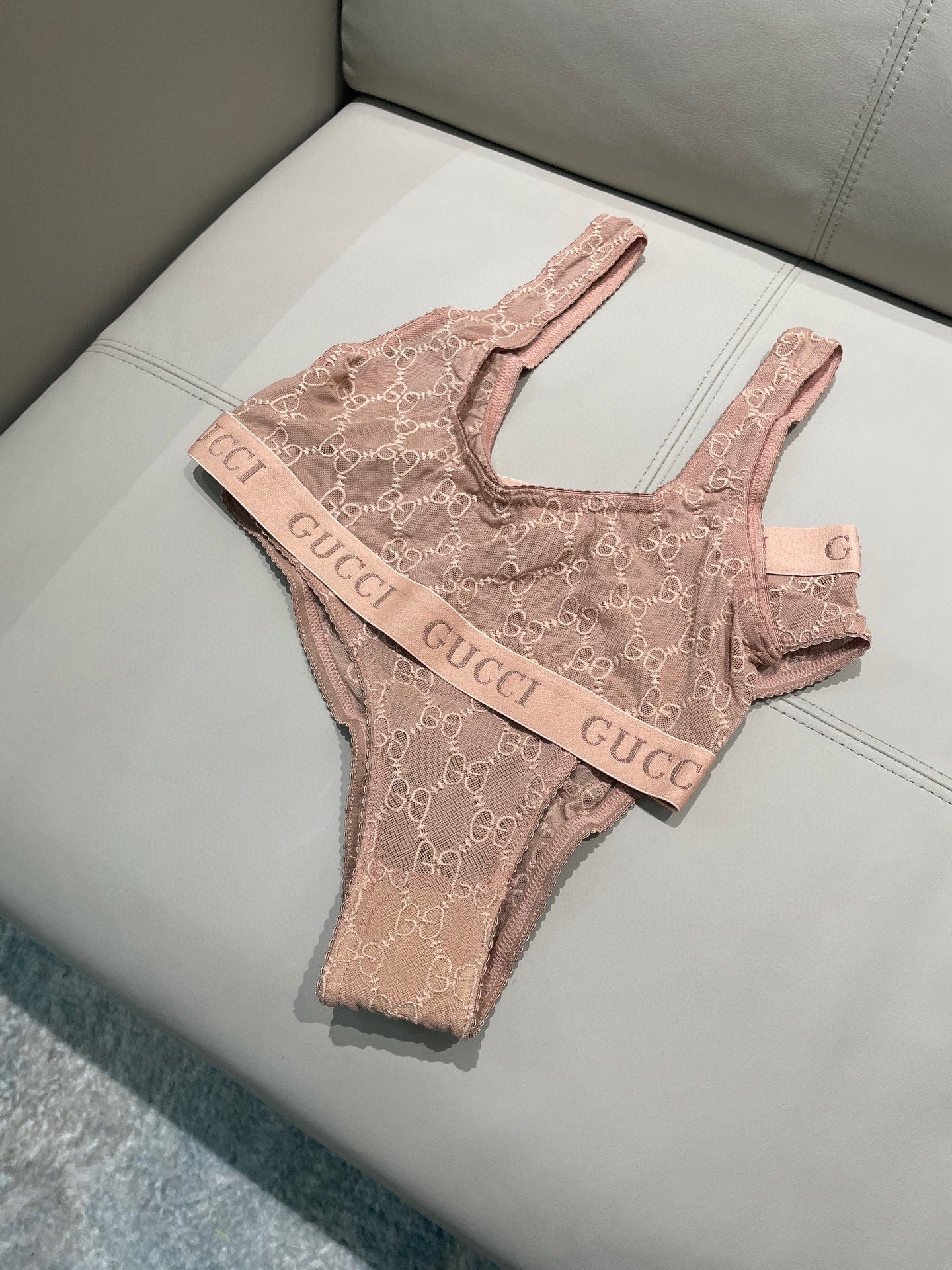 New style L swimsuit