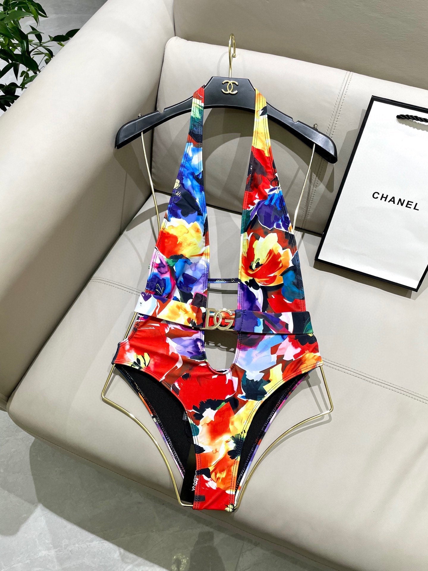 New style L swimsuit