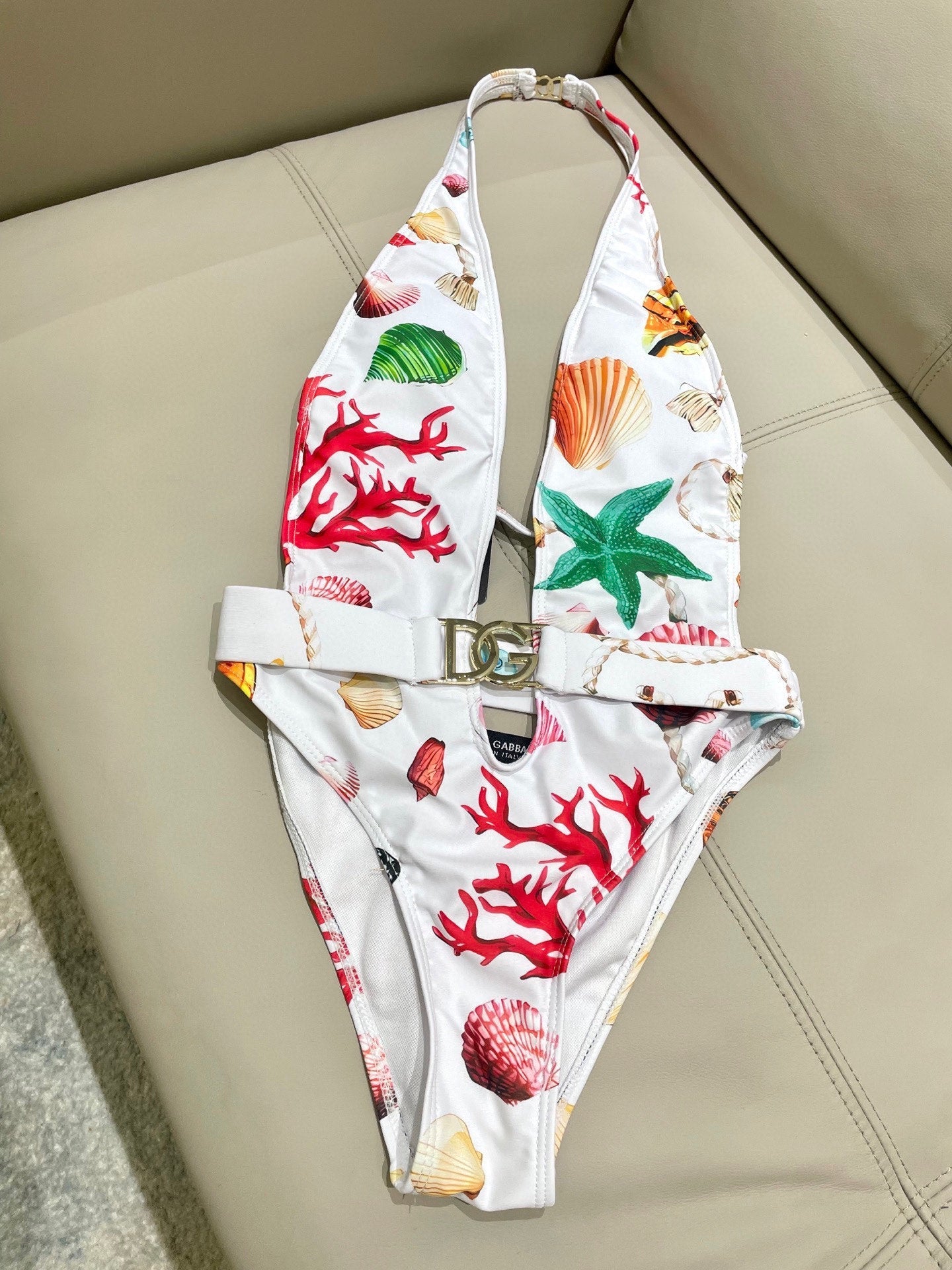 New style L swimsuit