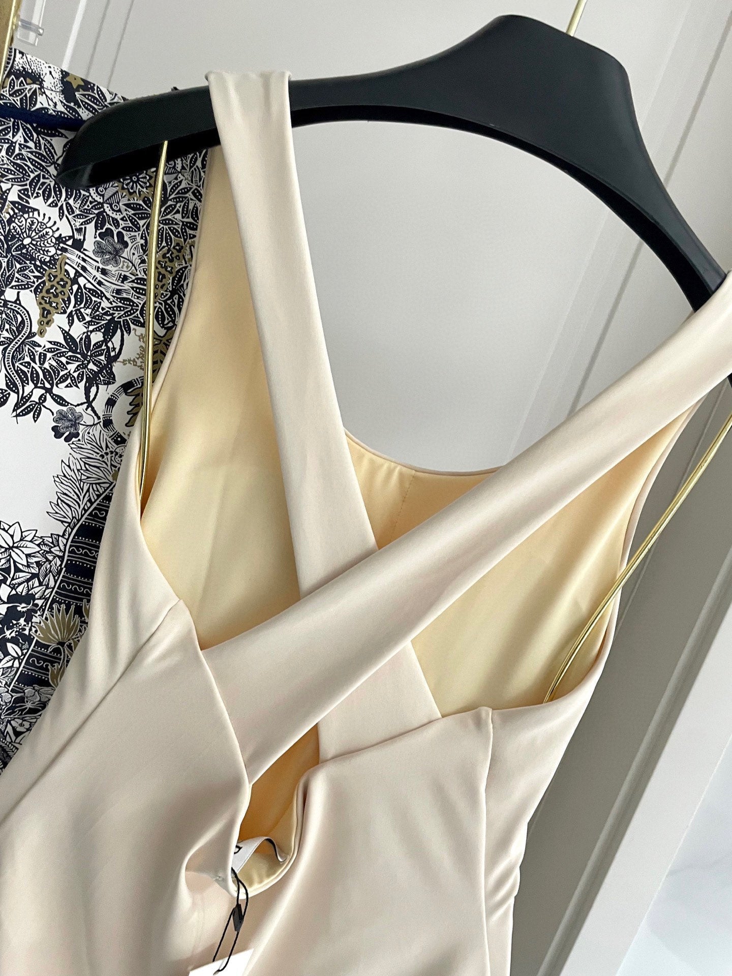 New style L swimsuit