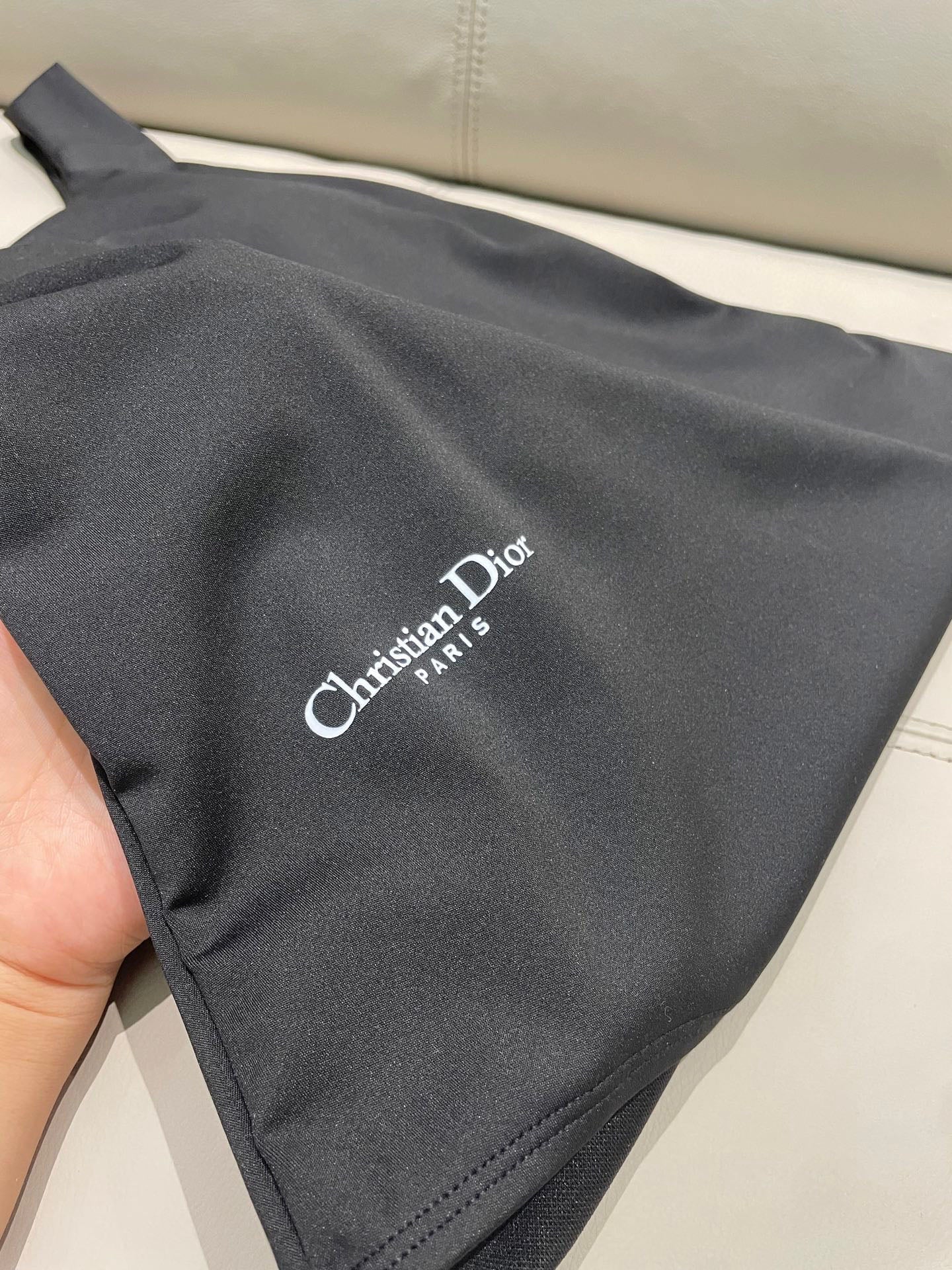 New style L swimsuit