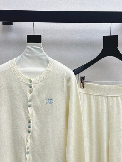 CD New embroidered cardigan set