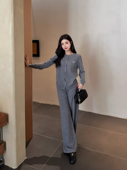 CD New embroidered cardigan set