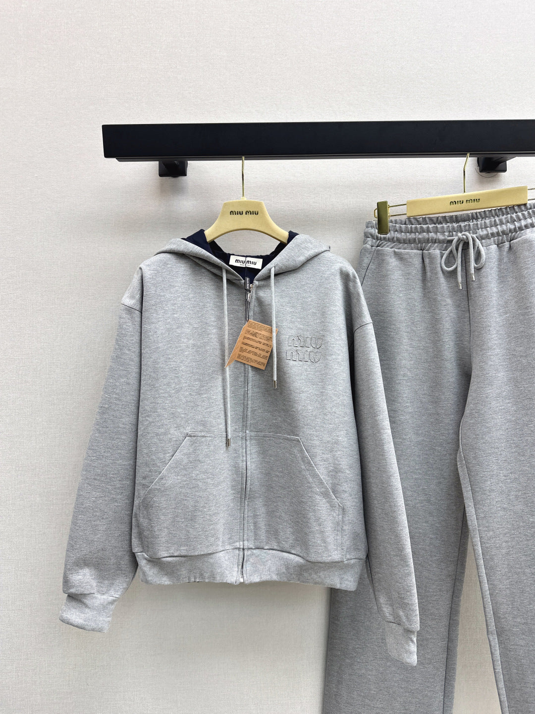 Miu New Reversible suit