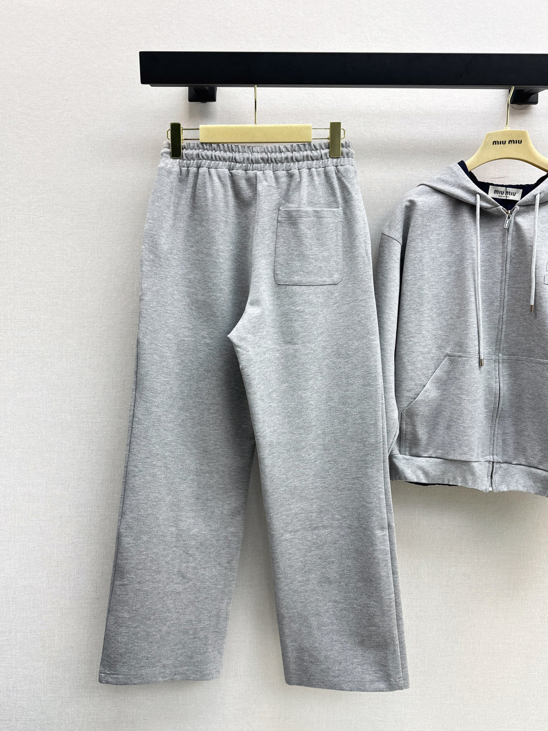 Miu New Reversible suit