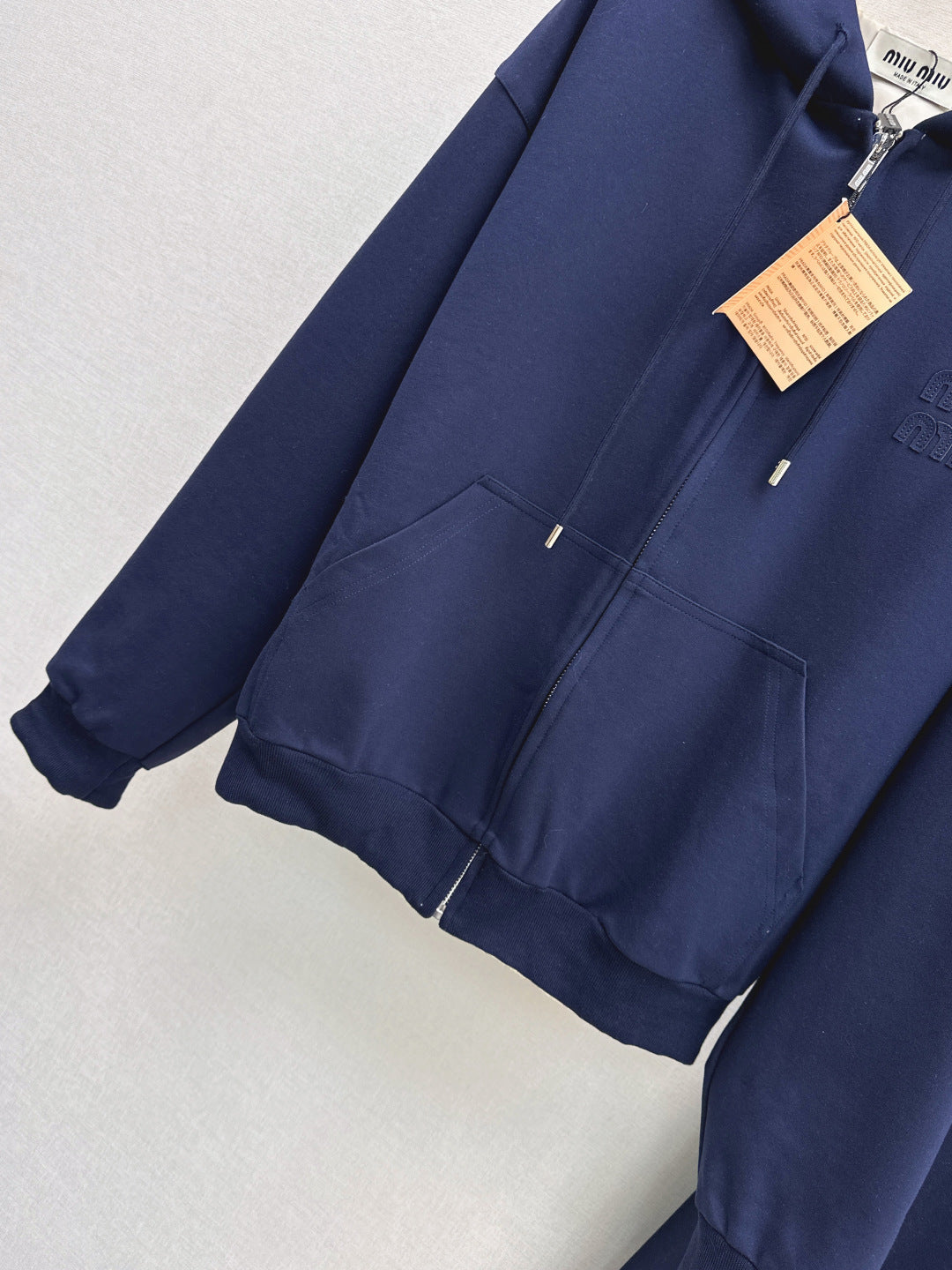 Miu New Reversible suit