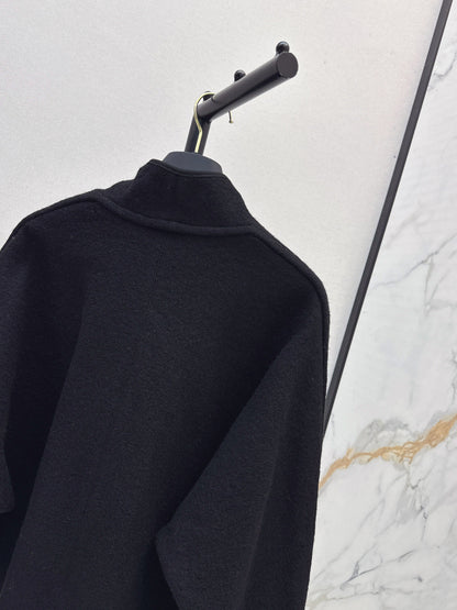 Louis  New cape jacket