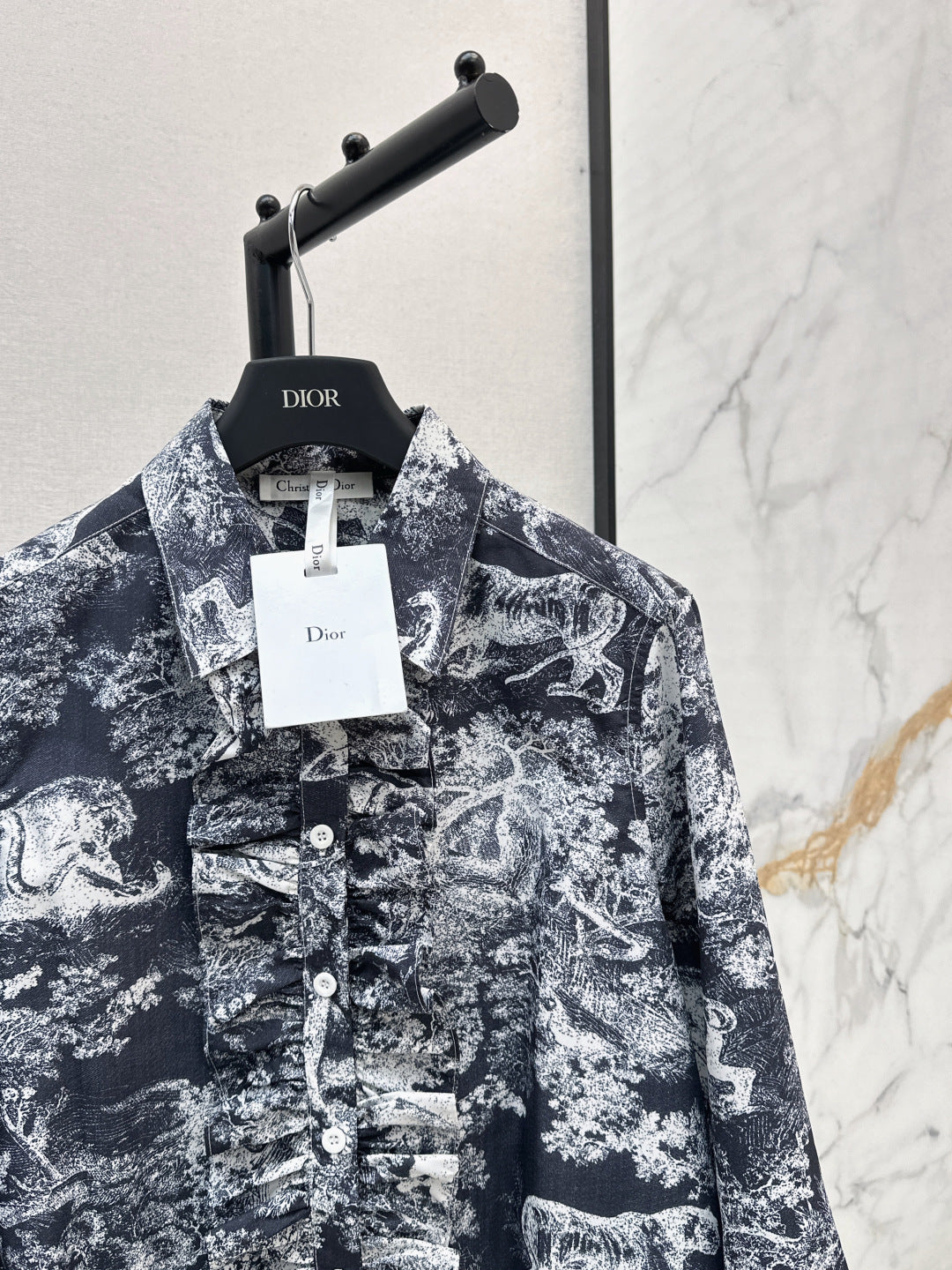 CD  New printed shirt