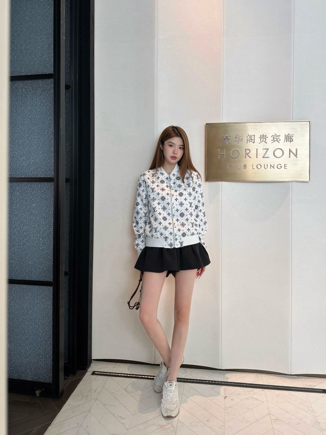 Louis  New Monogram stand collar jacket